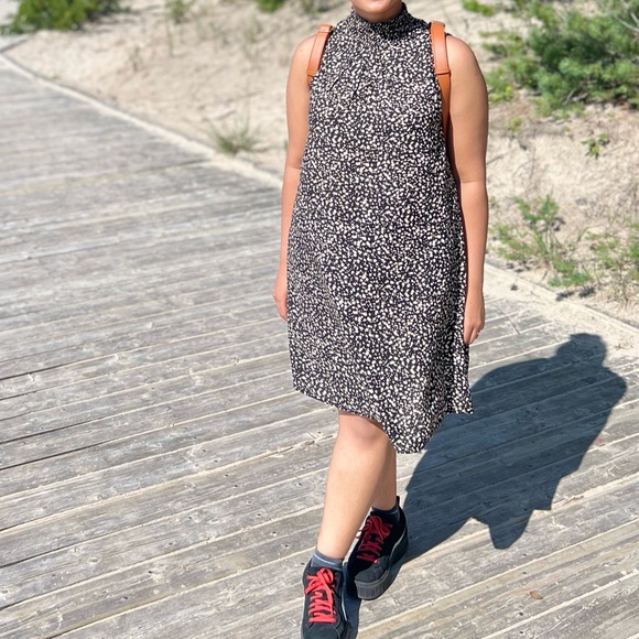 Dresses & Skirts - Leopard Print Sleeveless Dress